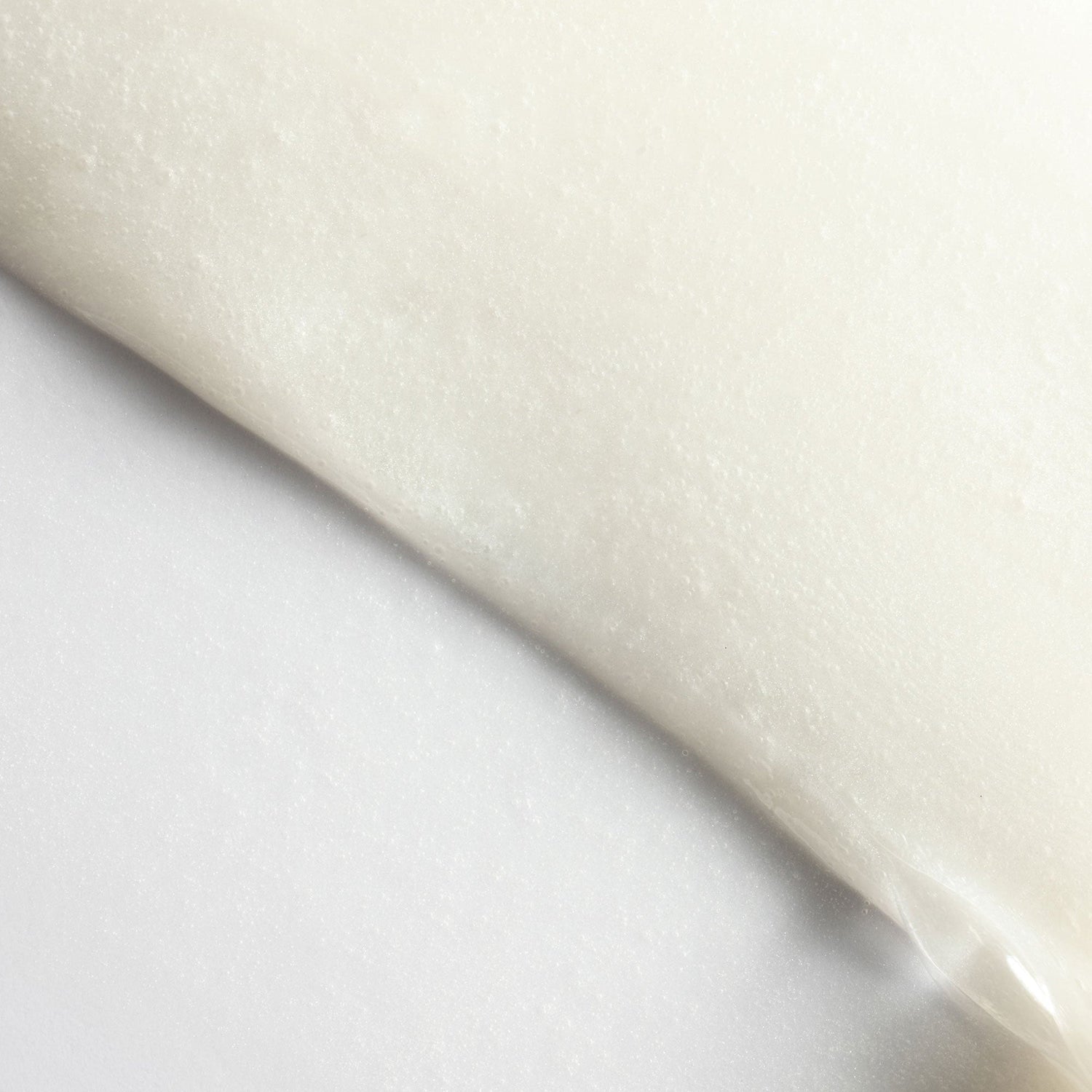 Shampoing au pH neutre et sans sulfate : pourquoi ça compte